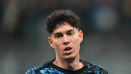 星空体育中国-全市场：劳塔罗、恰尔汗奥卢和巴斯托尼在今天单独训练