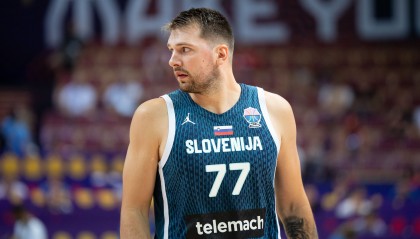 攻防一体？欧锦赛最佳防守球员球迷投票：东契奇得票率24%